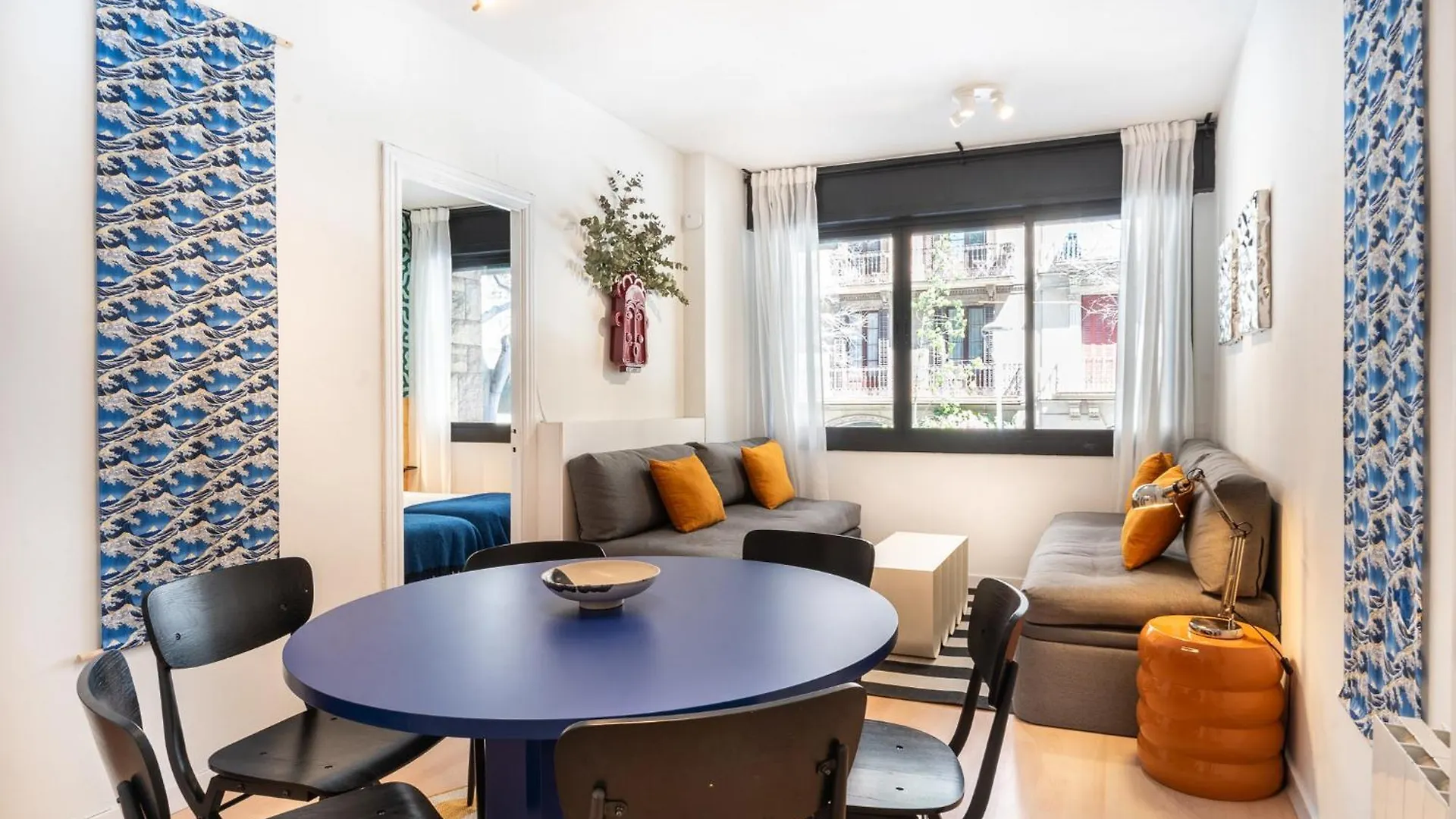 Spacious And Comfortable Apt In The City Center kontakter