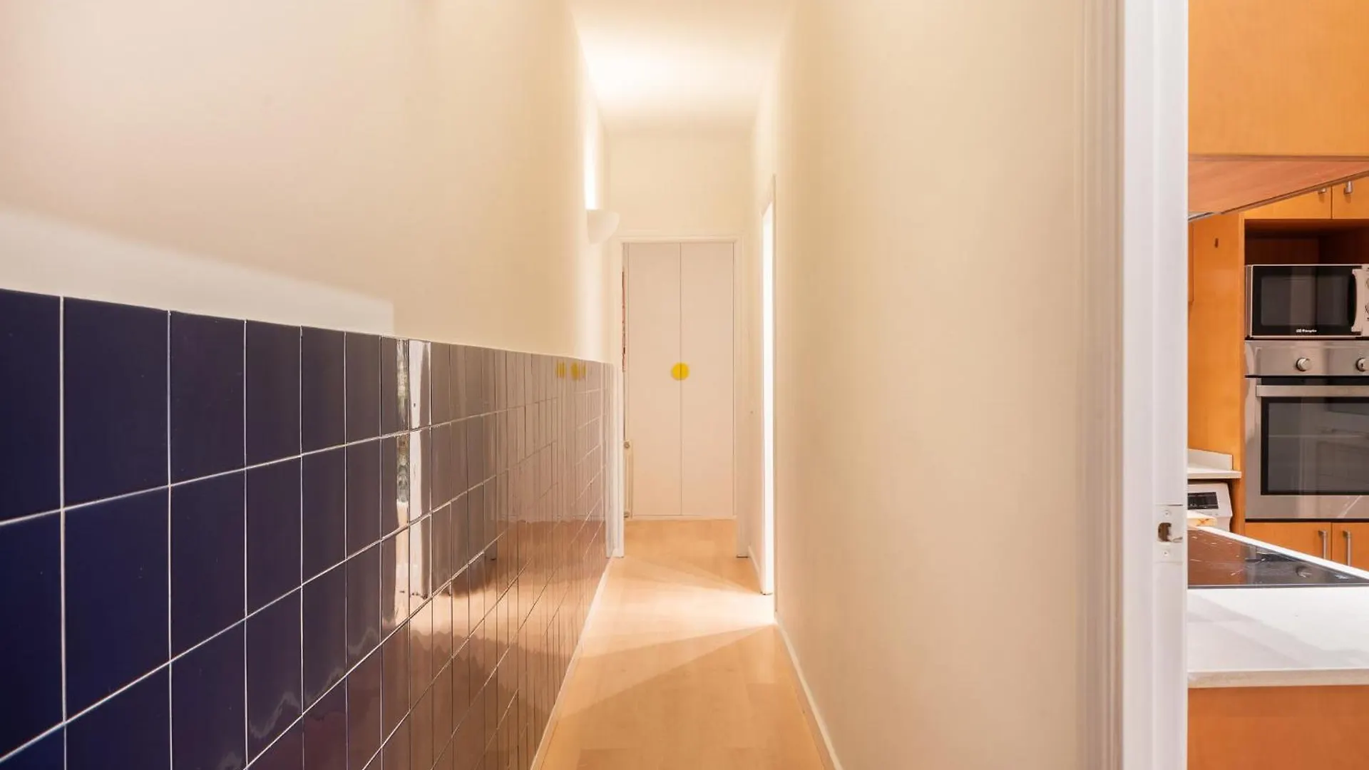 Spacious And Comfortable Apt In The City Center برشلونة شقة