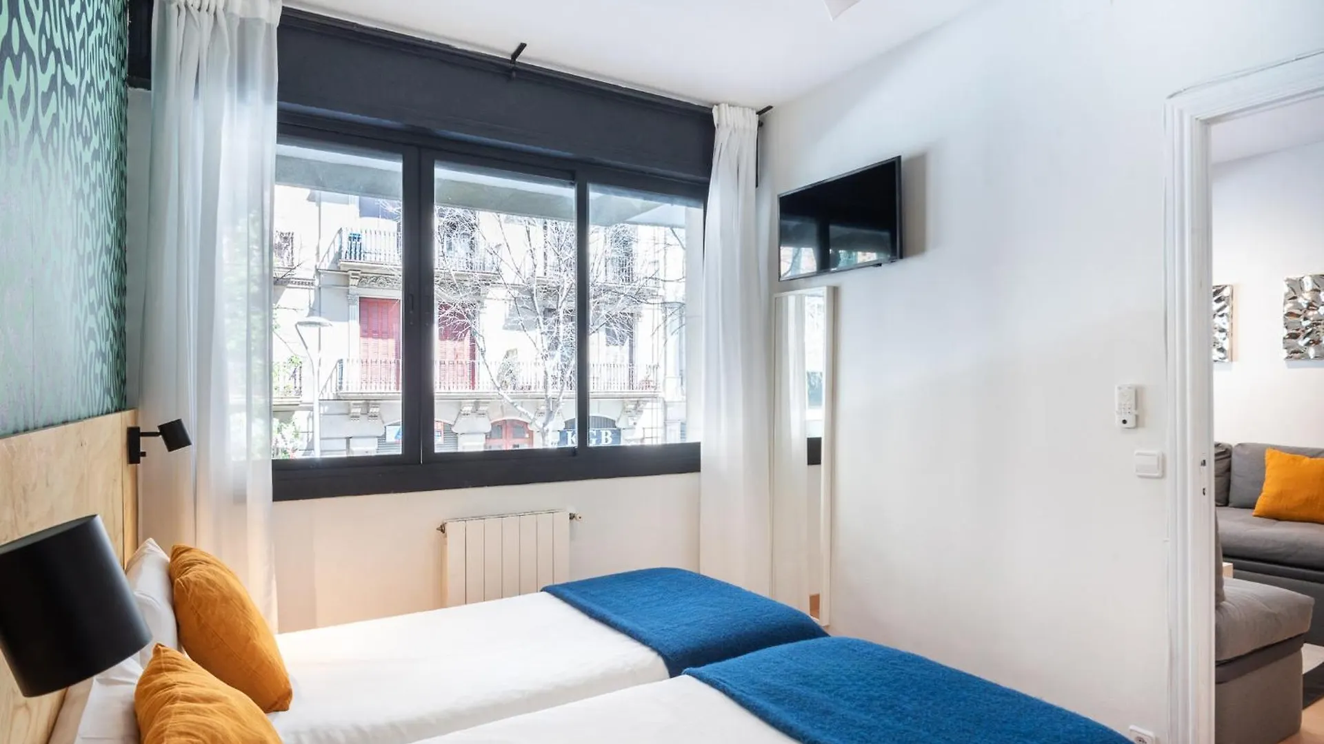 Spacious And Comfortable Apt In The City Center برشلونة إسبانيا